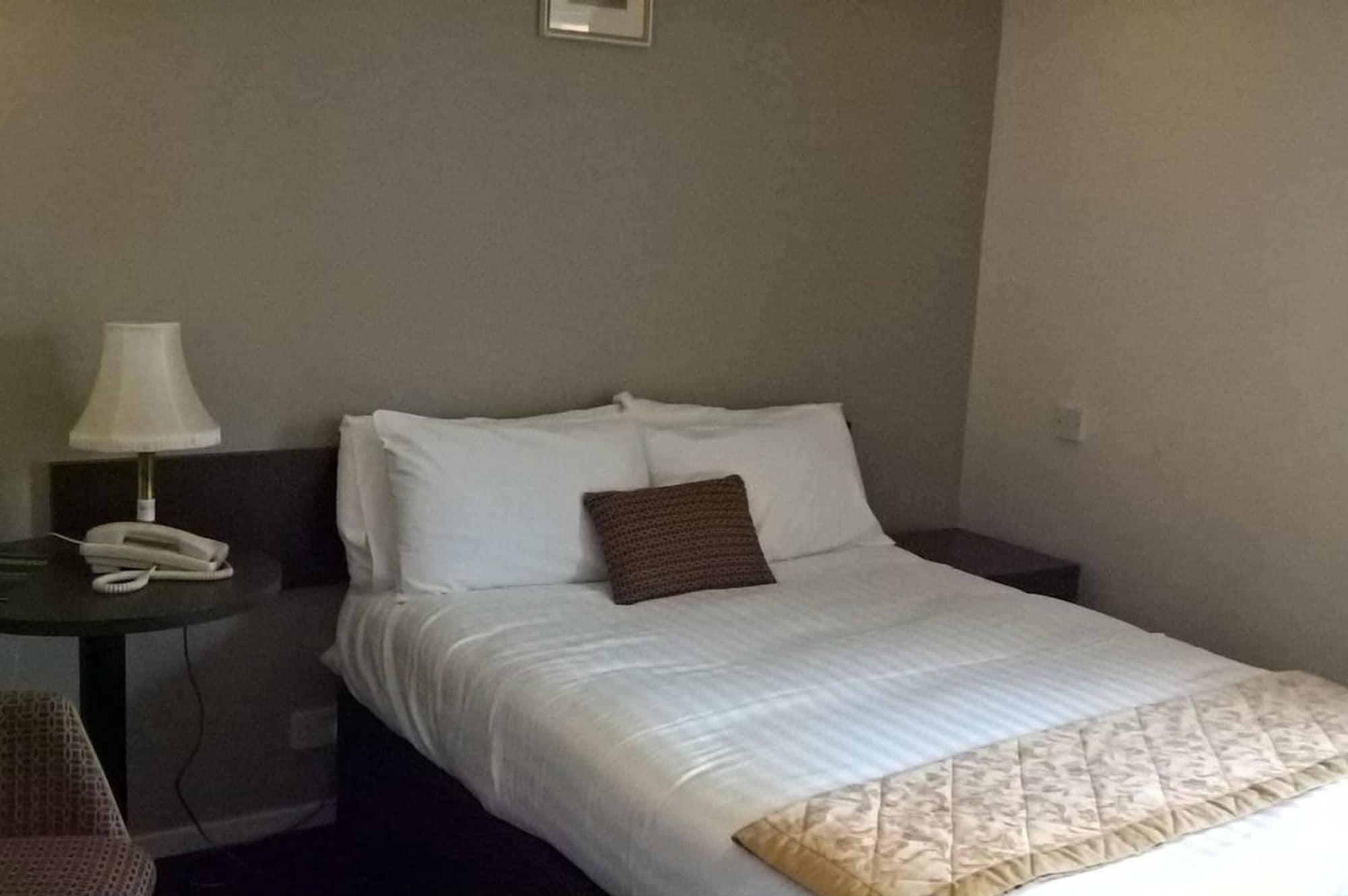 Highlander Hotel 'A Bespoke Hotel' Newtonmore Extérieur photo
