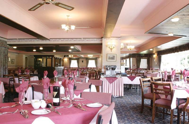Highlander Hotel 'A Bespoke Hotel' Newtonmore Extérieur photo